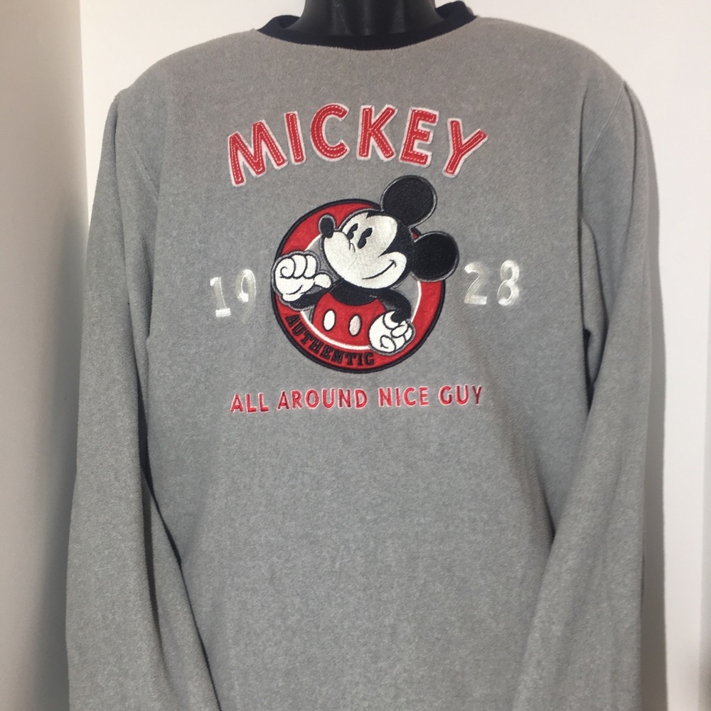 Mickey Mouse Disney Store Exclusive All Around Nice Guy‎ Sweater Crewneck size M